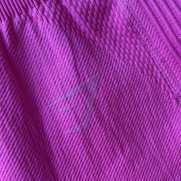 GymShark Ribbed Leggings Size Medium Hot Pink Excellent Condition Tag removed - Picture 3 of 3
